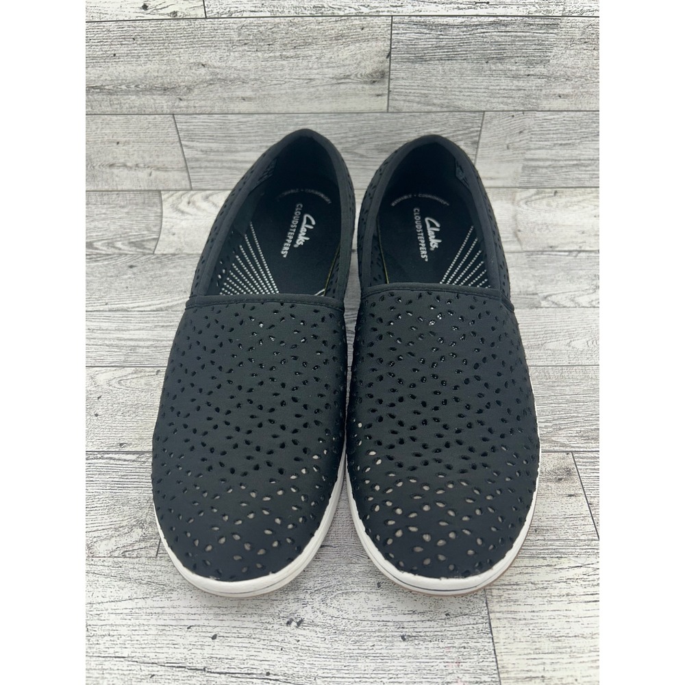 Clarks Cloudsteppers Black Perforated Slip On‎ Shoes Women's Size 9.5 M